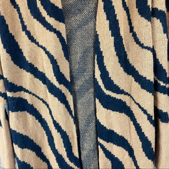 LEITH tan dale zebra print longline cardigan NWOT - Picture 3 of 9